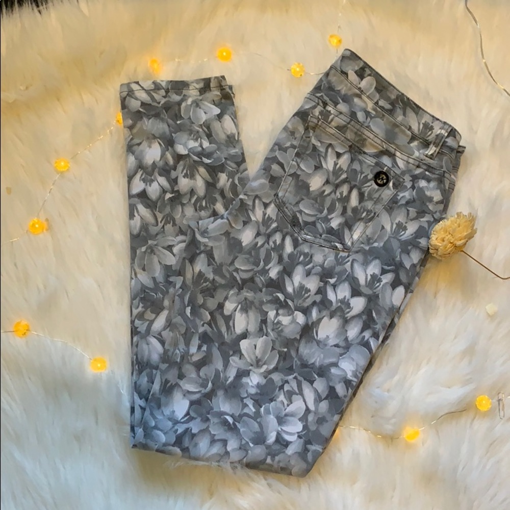 Michael Kors MK patterned jeans floral